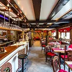 Otel Party Taverne