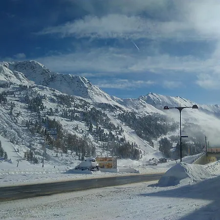 Отель Party Taverne