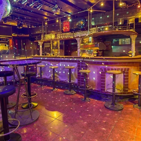 ホテル Party Taverne