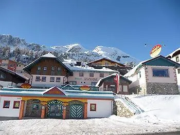 酒店 Party Taverne