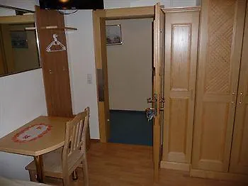 Party Taverne 上陶恩